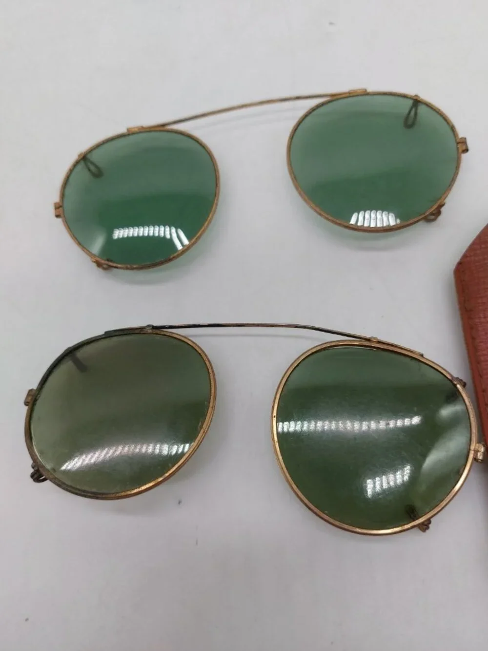 Vintage American Polaroid Clip On Sunglasses Brown Case READ